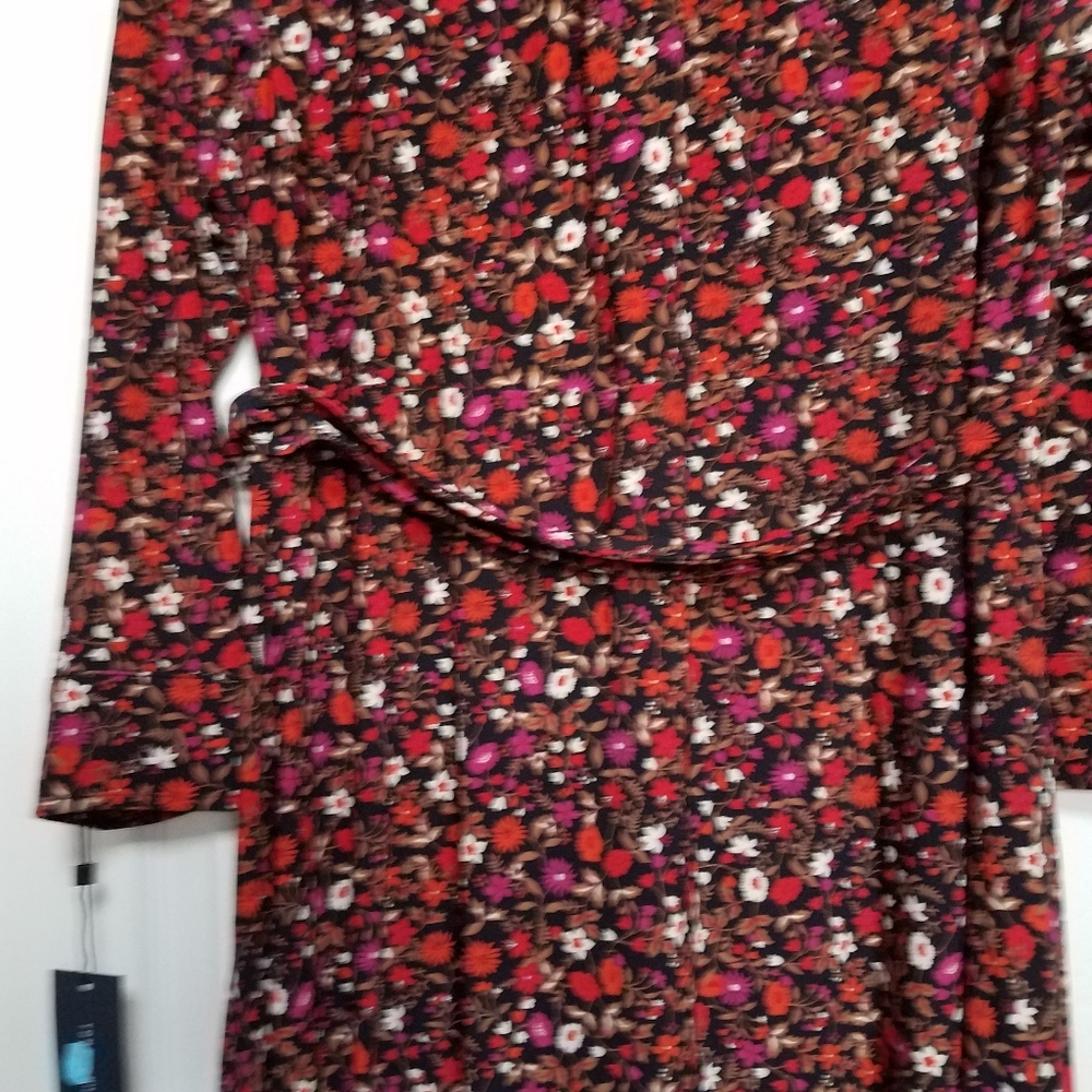 Tommy Hilfiger Ditsy Floral-Print Shirtdress - Picture 11 of 15